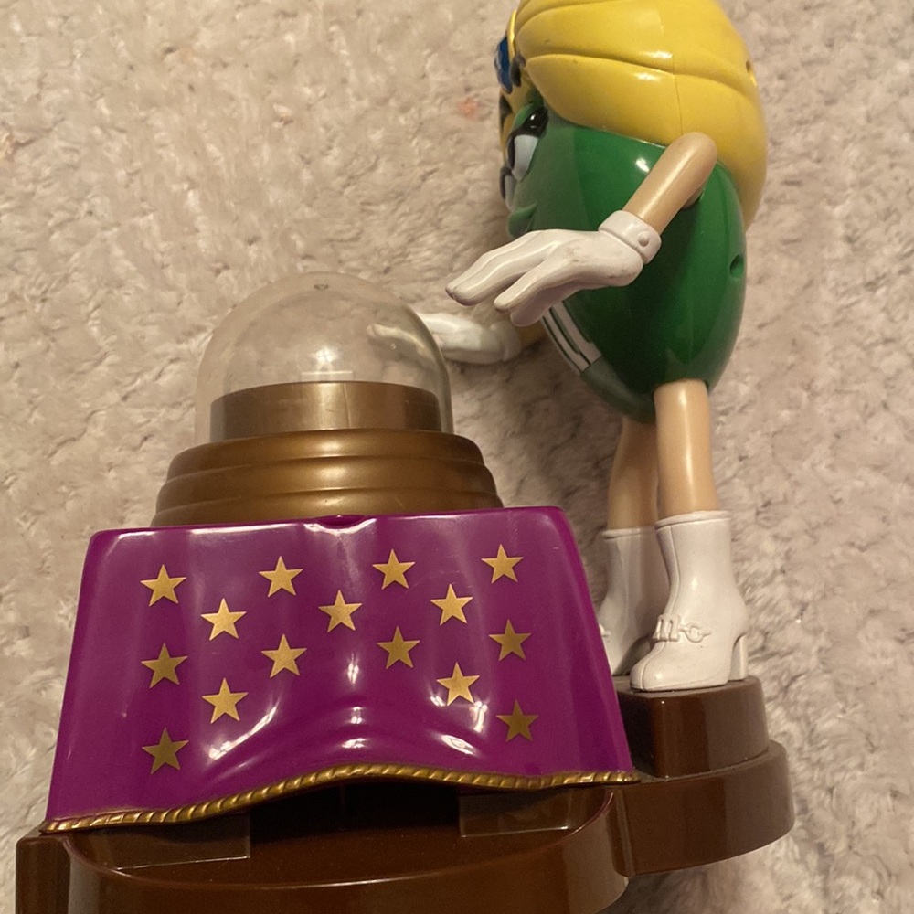 M&M's CANDY DISPENSER-Fortune Teller - Picture 2 of 3